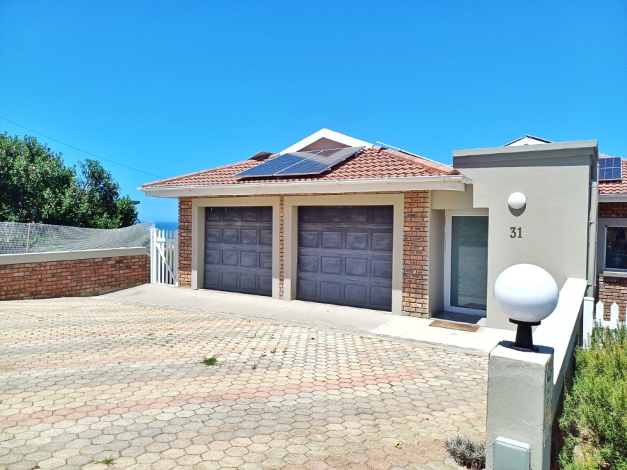 5 Bedroom Property for Sale in Reebok Western Cape